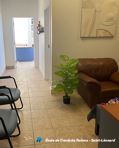 ecole-de-conduite-rahma-montreal-saint-leonard-langelier-auto-ecole-cours-reguliers-et-de-perfectionnement